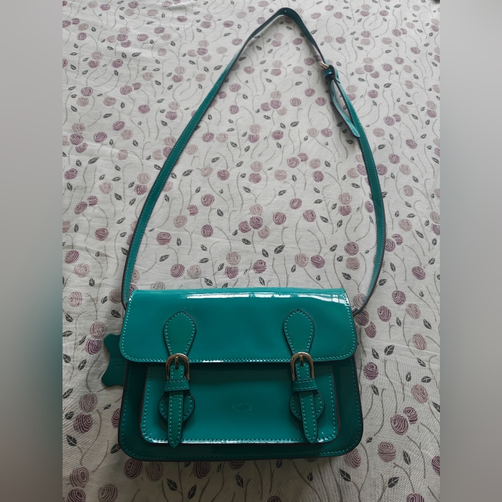 Stylish Teal Crossbody Bag